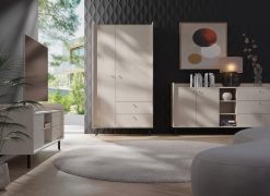 Woonkamerset / 3-delig / Kleur: beige met houtstructuur / Poten en handgrepen: metaal / 1 kast met twee lades / 1 TV-onderkast / 1 lange ladekast / commode