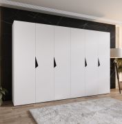 Draaideurkast / kledingkast / kleur: wit / 3 meter breedte / 6-deurs / handgrepen: zwart / 4 vakken / afmetingen: 300 x 52 x 202 cm / 4 kledingroedes