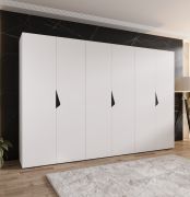 Draaideurkast / 6 deuren / kleur: wit / 3 kledingstangen / handgrepen: zwart / 3 vakken / afmetingen: 300 x 52 x 202 cm / Soft-Close functie