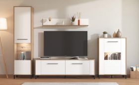 Woonwand / 2 vitrinekasten / kleur: Artisan eiken / ondoorzichtig wit / 1 TV-onderkast / 1 wandplank / afmetingen: 299 x 40 x 192,5 cm