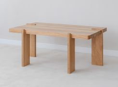 Salontafel / Kleur: onbehandeld eiken / Massief hout / Geolied eikenhout / Travertijnsteen / 102 x 60 x 41,5 cm / stevige poten / Minimalistisch