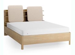 Tweepersoonsbed / 160 x 200 cm / kleur: eiken / beige / gestoffeerde hoofdsteun / vier open kaste / bak achter rugleuning / incl. lattenbodem