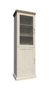 Vitrine kast Badile 10, kleur: wit/bruin grenenhout - 187 x 57 x 39 cm (H x B x D)