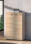 Ladekast / commode | Kleur: eiken Lindberg | 2 draaideuren | Soft-Close functie | 3 vakken | 79 x 34 x 124 cm | voor kantoor en thuiskantoor | afsluitbare deuren