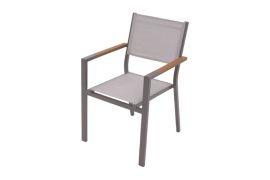 Tuinstoel San Francisco van aluminium met poedercoating in grijsaluminium, bekleding: lichtgrijs, 590 x 560 x 860 mm, armleuningen van weerbestendig composietmateriaal met houtlook
