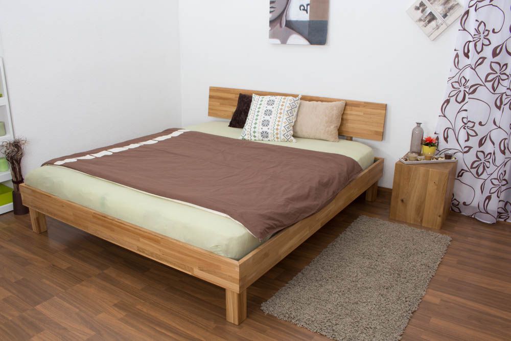 Futonbed / massief houten bed Wooden Nature eikenhout geolied ligvlak 180 x 200 cm (b x l)