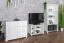 Complete woonkamer H Junco, 7-delig, wit, grenen hout, massief hout, landhuisstijl, ladekast, TV-onderkast, vitrinekast, salontafel, 2 wandplanken