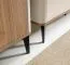 Kommode | 3 Türen | Push-to-open System | 3 Schubladen mit Soft Close System | Nuss/Kaschmir | 180 x 40 x 81 cm | Metallbeine | ABS-Kanten | 6 Fächer | Belladere 05